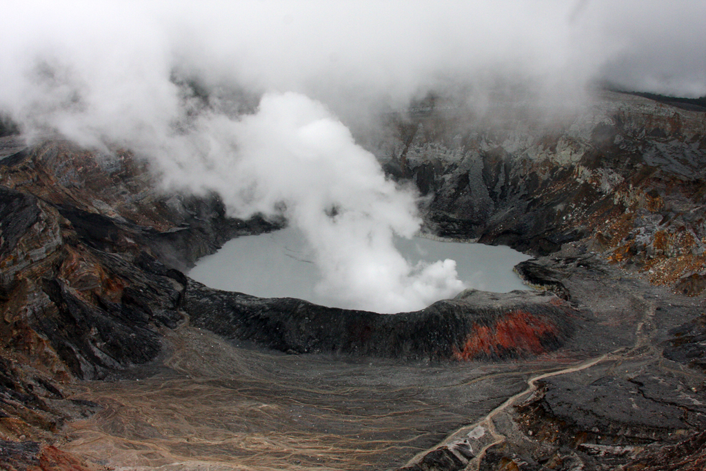 PoasVolcano_1